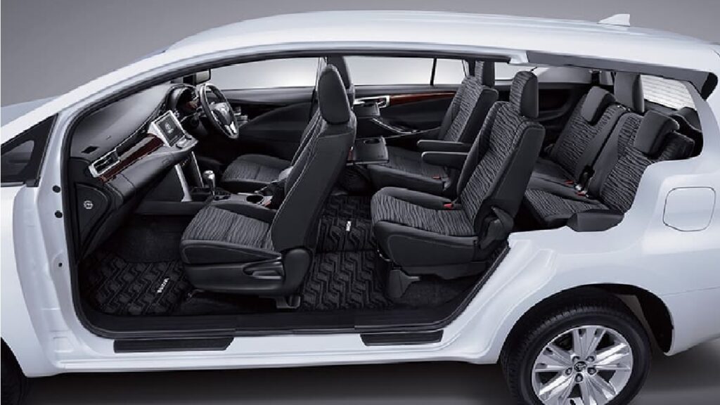  Feels Comfortable and Spacious,