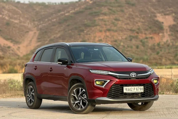 "Toyota Urban Cruiser Hyryder Hybrid Review"